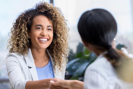 4 Job Search Lessons From Hiring Managers Who’ve Worked At Meta, Shopify & IBM