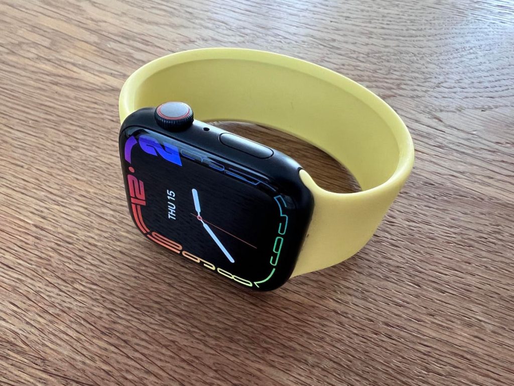 3 New Watches Coming, Insider Claims