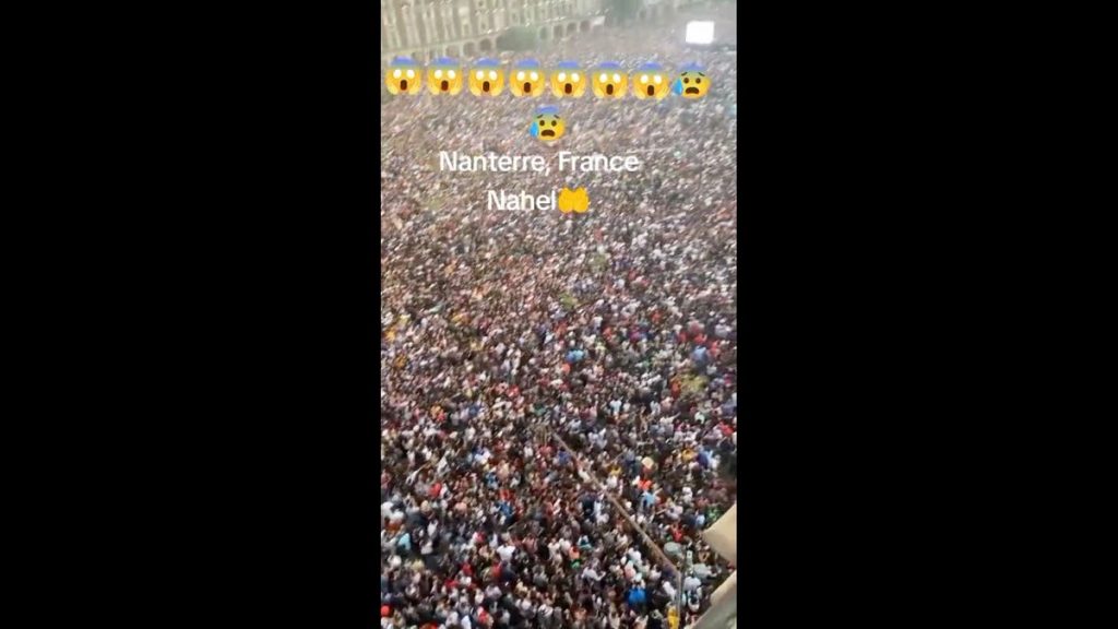 Viral Video Showing Massive Crowd In France Actually From Mexico