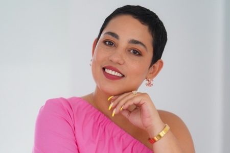 Once Homeless Single Mom Started Making Millions Online