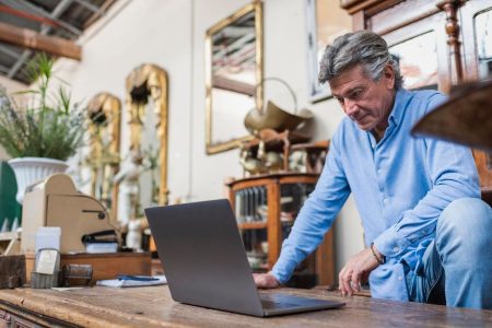 How Small Businesses Can Get Started With Adopting Cloud Technology