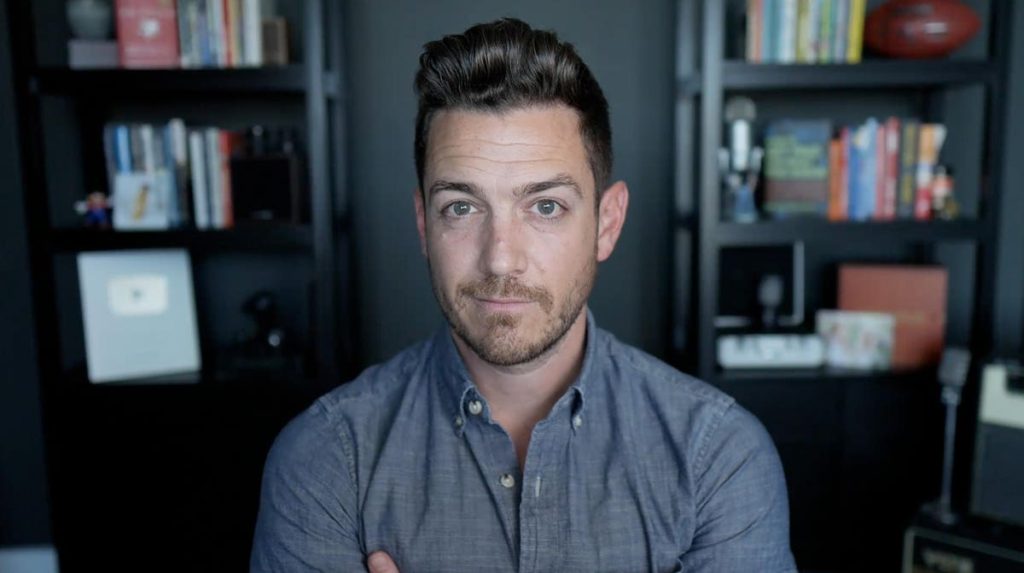 5 Ways To Set Yourself Up To Build A High-Revenue, One-Person Business