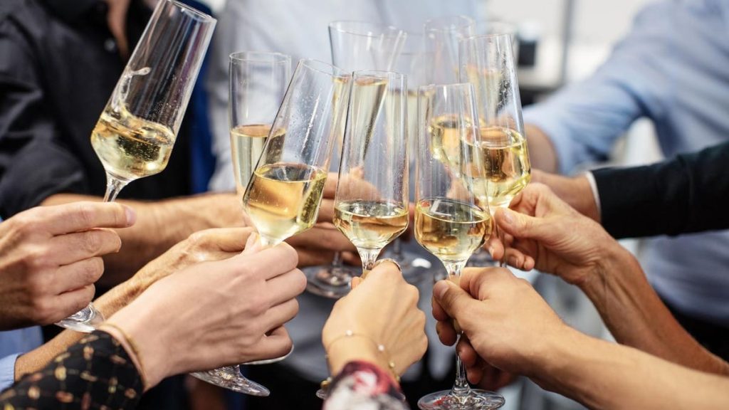 How To Approach Work Events When You Don’t Drink, According To This Naked Mind Founder Annie Grace