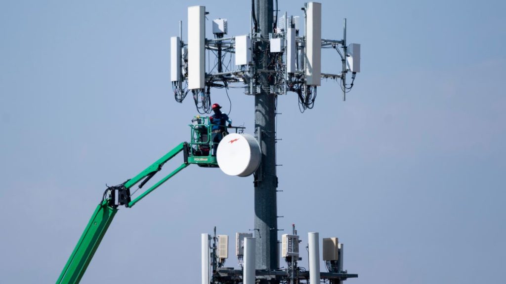 Nationwide Emergency Phone Test For Oct. 4 Sparks Conspiracy Theories