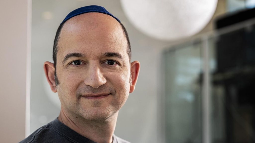 Character.AI Wants To Add Its Popular Chatbots Into Your Group Chat