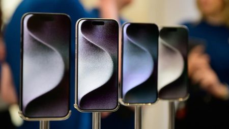 iPhone 15 Pro Battery Problems, MacBook Pro Delay, Stunning iPhone 16 Pro Details Leak