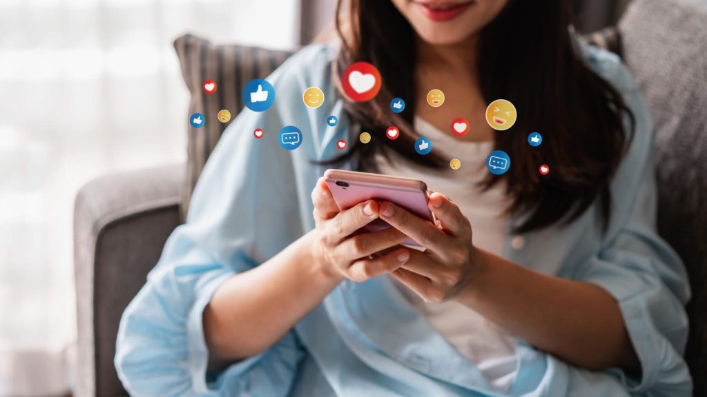 5 ChatGPT Prompts To Supercharge Your Social Media Content Game