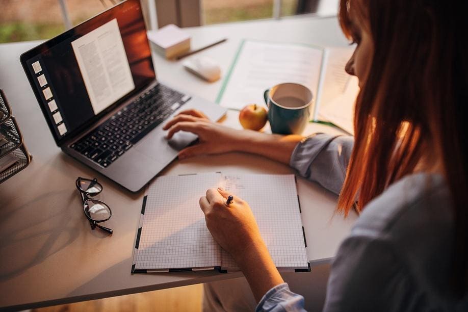 Making The Switch To Freelance Marketing? 10 Tips For Getting Started